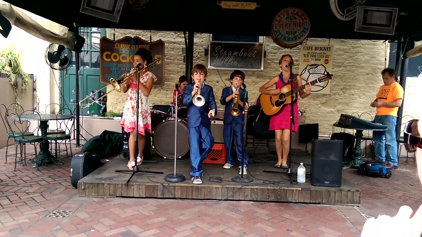 smugmug_TheCottens_4048411587_82sLLfM.mp4